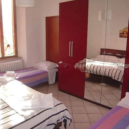 Le Grazie Nocleg ze śniadaniem 3*